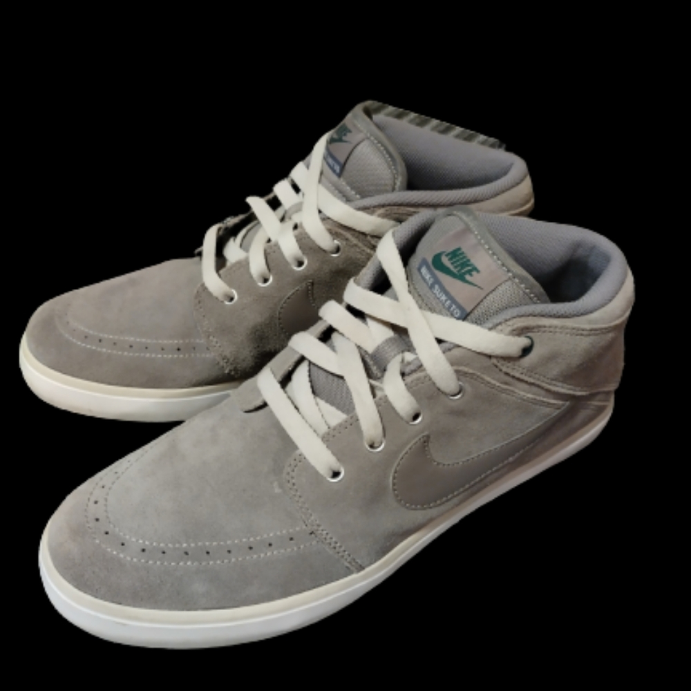 Men's Nikes Suketo shoes
